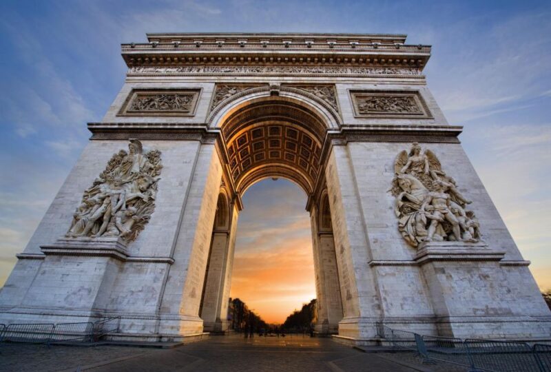Full Day Private Tour In Paris With Hotel Pick Up - Key Points