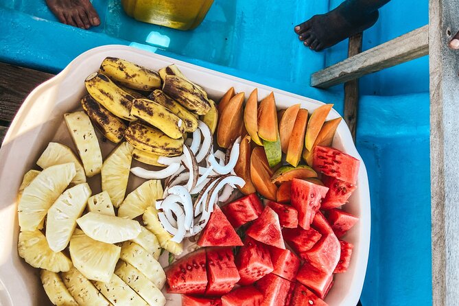 Full-Day Private Tour in Zanzibar With Baraka Aquirium - Tips for Your Tour