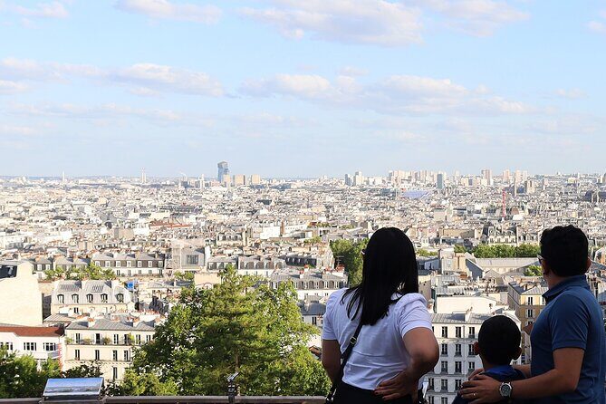 Full Day Private Tour of Paris in a Van with photoshoot included - FAQ