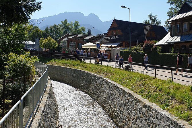 Full-Day Private Tour of Slovakia Treetop Walk and Zakopane - FAQ