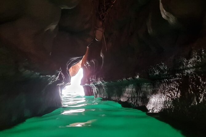 Full-Day Private Tour of Wadi Shab and Bimmah Sinkhole - Cancellation Policy