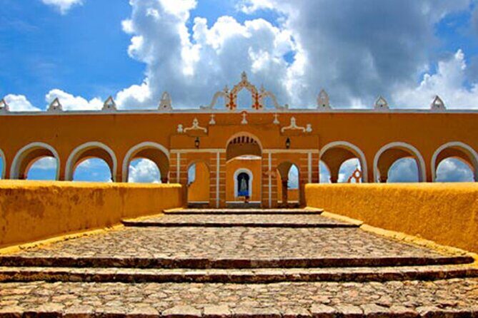 Full-Day Private Tour to Izamal, Yokdzonot and Tsukán - Key Points