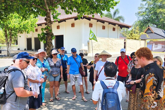 Full Day Private Tour to Majestic Borobudur and Prambanan Temple - Itinerary Overview