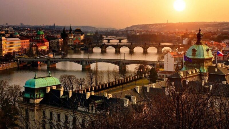 Full-Day Private Tour to Prague from Vienna - The Sum Up