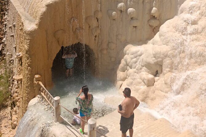 Full Day Private Tour to Tolantongo Caves from CDMX - Who Should Consider This Tour?