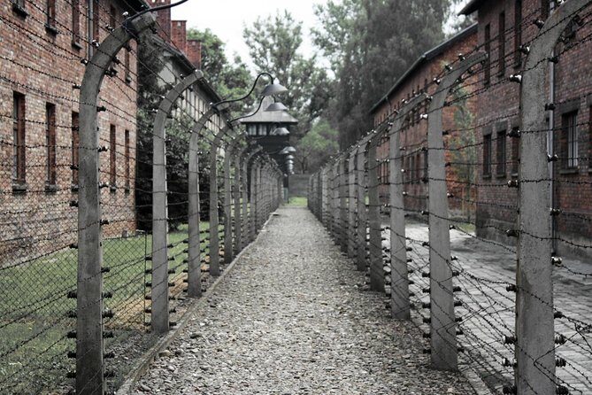 Full-Day Private Trip from Prague to Auschwitz - Birkenau - The Itinerary in Detail