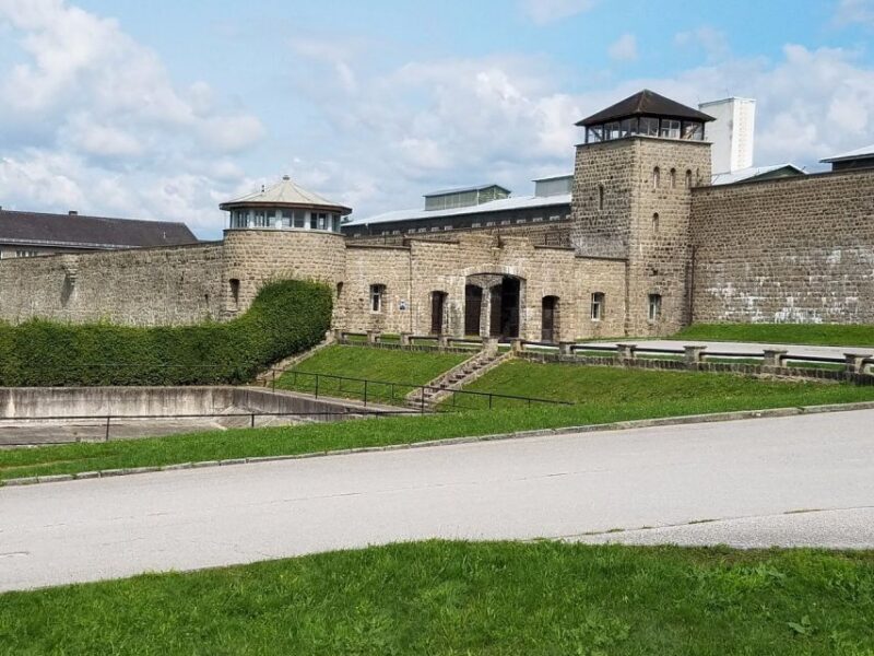 Full-Day Private Trip From Prague to Mauthausen Memorial - Transportation Options