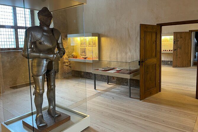 Full-Day Private Trip, Hill of Crosses, Rundale and Bauska Castle - Wrapping Up the Day