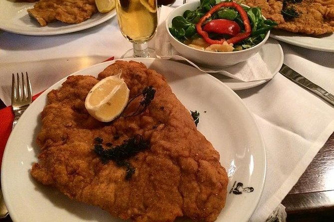 Full Day Private Vienna Christmas Market Tour From Budapest With Lunch - Preparing for the Tour
