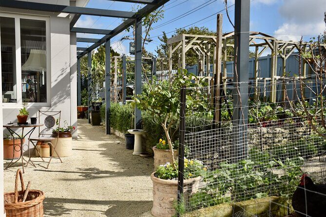 Full Day Private VIP Garden and Sculpture Tour in Auckland - The Sum Up