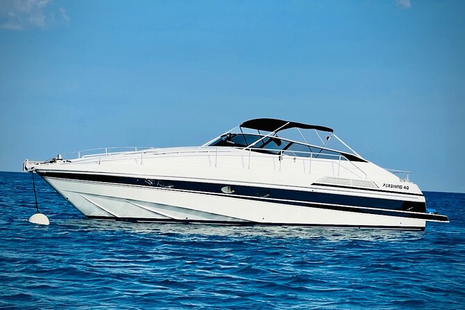 Full Day Private Yacht Charter on Our Pershing 40 in Saint Tropez - Yacht Specifications and Capacity