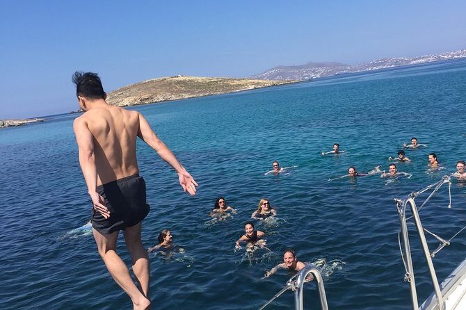 Full Day Private Yacht Cruise in Mykonos on a Ferretti Altura 52s - Who This Tour is Best For