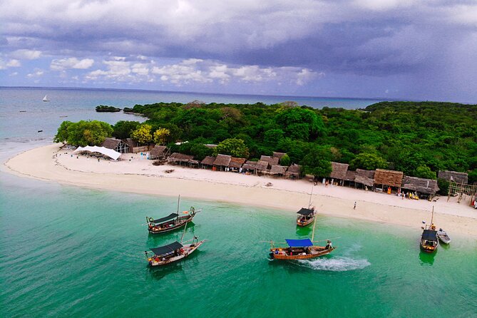 Full Day Safari Blue Zanzibar - Participant Experience