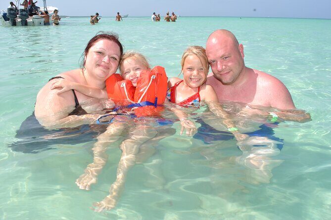 Full-Day Saona Island Tours All Inclusive - Transportation, Timing, and Group Dynamics  