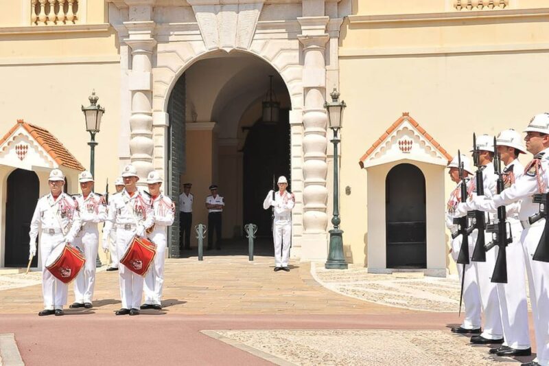 Full-Day Small Group Tour to Monaco and Eze - Key Attractions