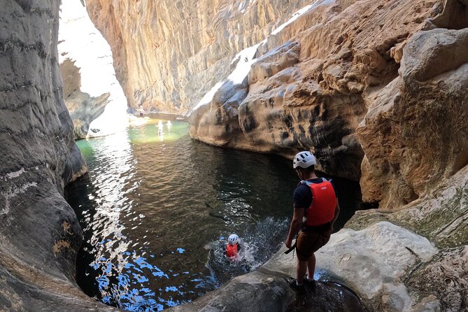 Full Day - Snake Canyon Adventure Tour in Jebel Shams Region - Experience Overview