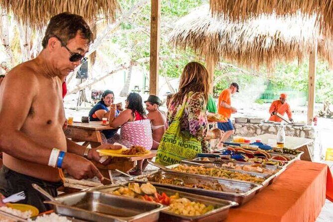 Full Day Snorkeling in Catalina Island with Transportation and Lunch - Key Points