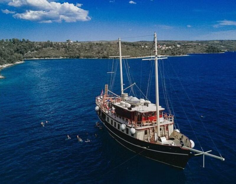 Full-Day Swimming and Snorkeling Tour in Split - Full-Day Swimming and Snorkeling Tour in Split: An Authentic Adriatic Escape