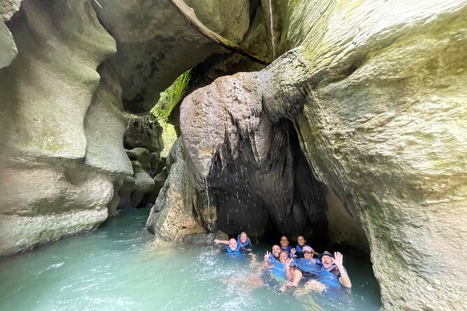 Full-Day Tour: Arenales Caves, Waterfall, River & Hidden Spring - Traveler Recommendations