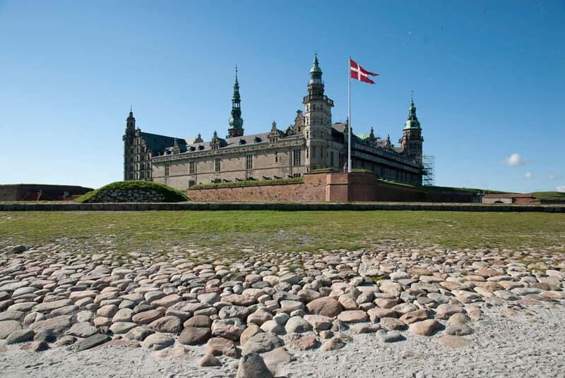 Full-Day Tour; Castle, Palace, Cathedral and Viking Ships - A Closer Look at the Itinerary