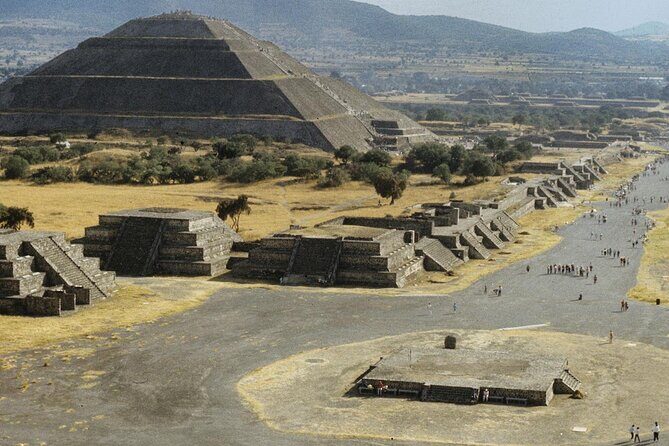 Full-Day Tour in Teotihuacan Pyramid and Guadalupe Basilica - Key Points