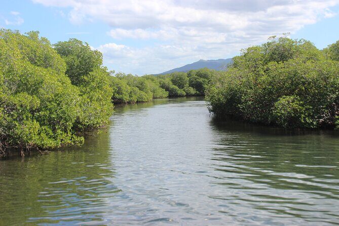 Full-Day Tour Isla Bonita Deluxe - Authentic Experiences and What Sets This Tour Apart