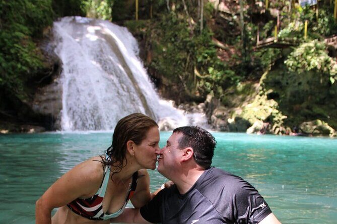 Full-Day Tour of Blue Hole and Dunn's River Falls, Including Fees - The Value Proposition