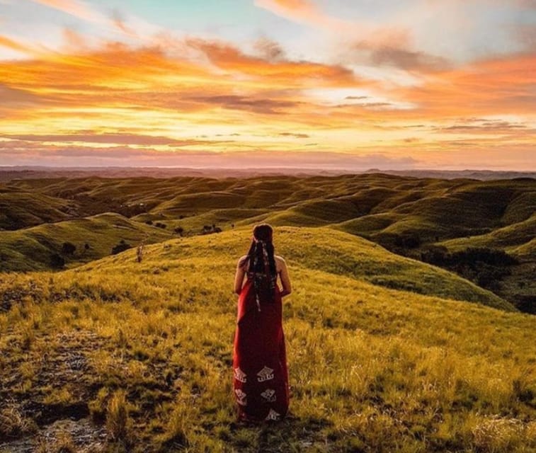 Full Day Tour of Waterfalls, Hills and Beaches in Sumba - Tenau Hill