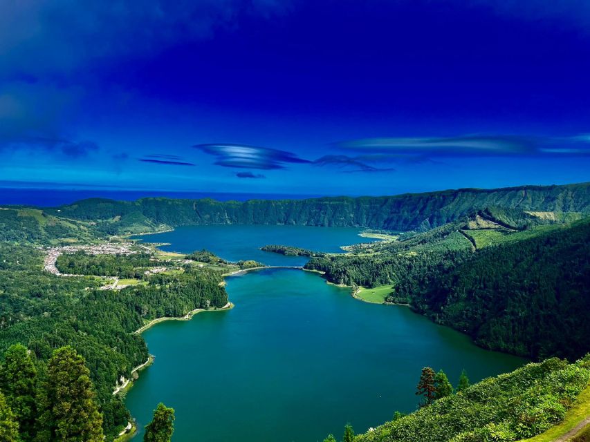 Full Day Tour Sete Cidades and Lagoa Do Fogo €75 - Key Points