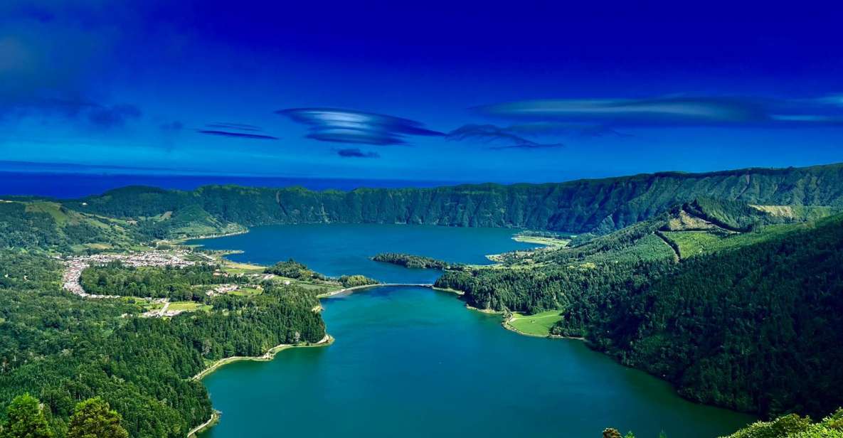 Full Day Tour Sete Cidades and Lagoa Do Fogo €75 - Pineapple Plantation Tour