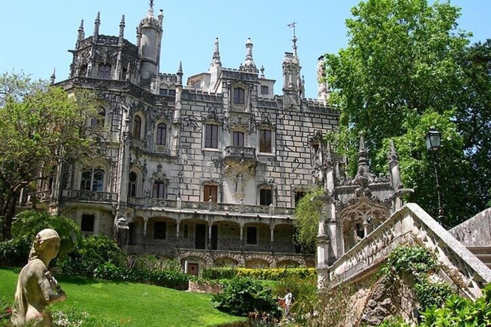 Full Day Tour Sintra - Cascais - Sintra Historic Center