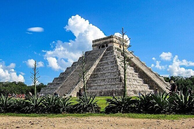 Full Day Tour to Chichen Itza and Ekbalam Ruins with Cenote Cave - Exploring the Chichen Itza and Ek Balam Tour: A Practical Guide for Curious Travelers