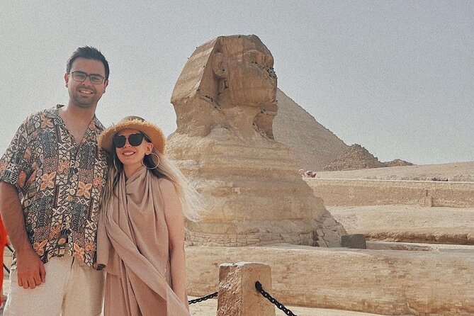 Full-Day Tour to Giza Pyramids Saqqara Memphis Sphinx Private - Marveling at the Sphinx