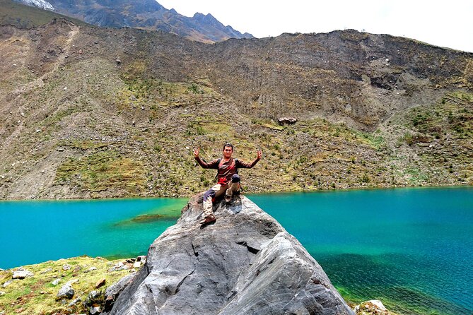 Full Day Tour to Humantay Lagoon From Cusco - Exploring the Lagoon