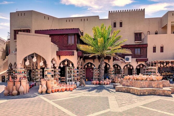 Full Day Tour to Nizwa Souq, Castle & Fort, Barakat Al Mouz - Exploring Nizwa Souq