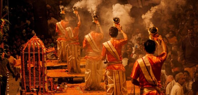 Full Day Varanasi and Sarnath Guided Tour With Ganga Aarti - Experience Ganga Aarti