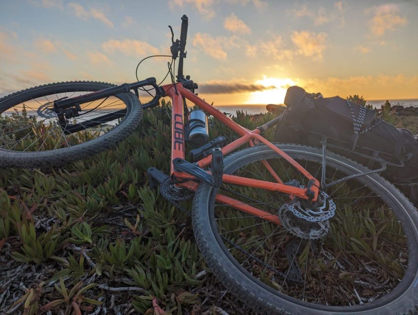 Full Suspension Mountain Bike - Instructor and Group Experience