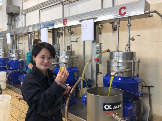 Full Tour: Lets Discover How to Make Olive Oil Tour - Accessibility Considerations