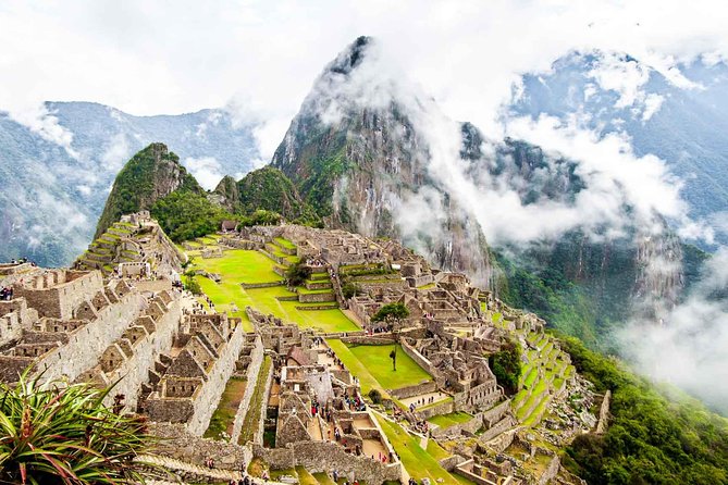 Fullday Machu Picchu Tour With Expedition Train - Departure and Group Size