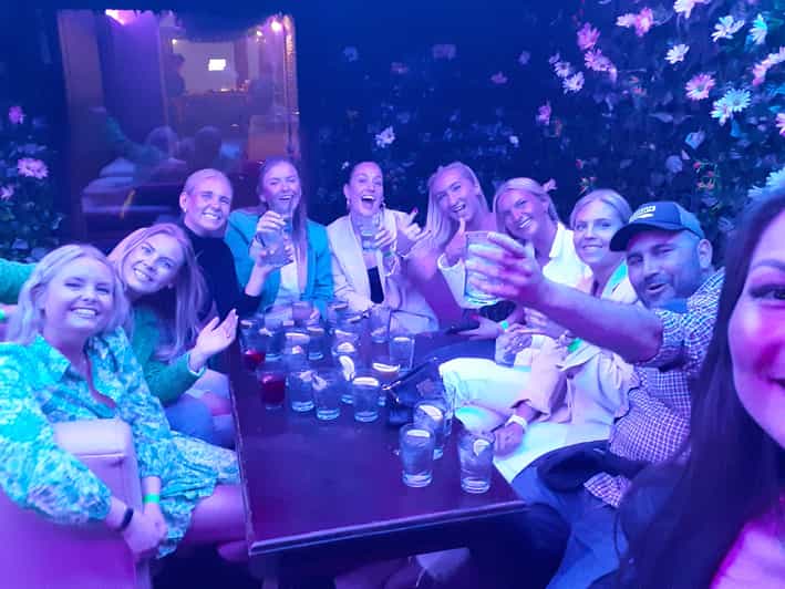 Fun explorers pub Crawl with 1 hour open bar and 3 VIP clubs - A Look at the Experience: What’s Included and How It Works