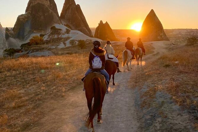Fun Horse Tour in Cappadocia - Guided Horseback Riding Tour