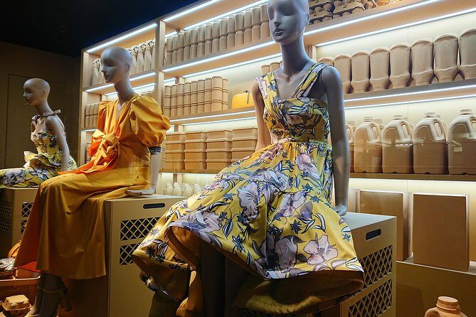 Fun London Shopping Tour - Venturing into Seven Dials