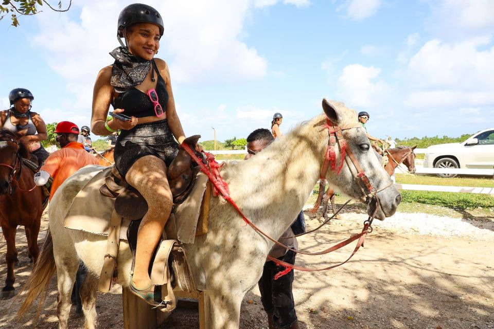 FUN PARK - Horseback Riding: Scenic Journey