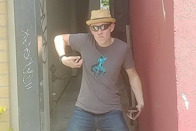 Fun Scavenger Hunt in Garland by Zombie Scavengers - Key Points