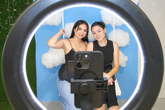 Fun Selfie Experience in Calgary - Key Points