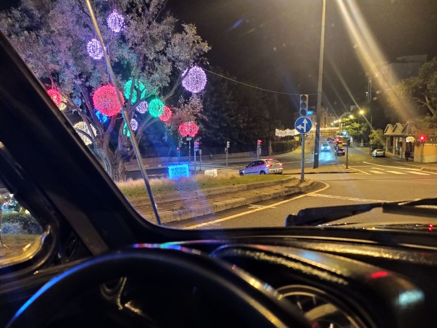 Funchal: Christmas Lights Sightseeing Night Tour - Vehicle Experience