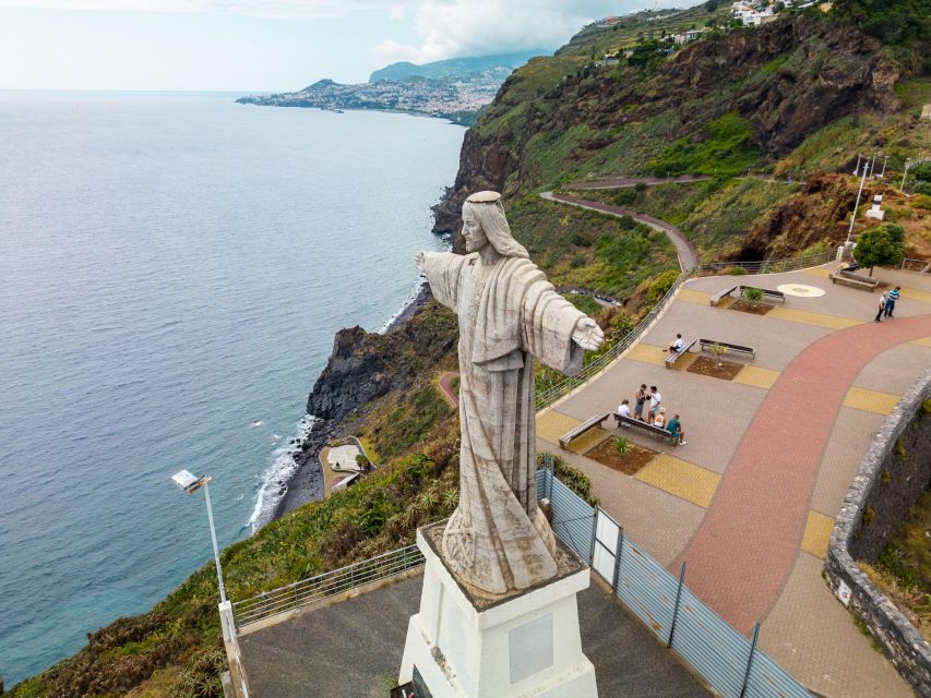 Funchal - Garajau Tuk Tuk Tour (1h45) - Frequently Asked Questions