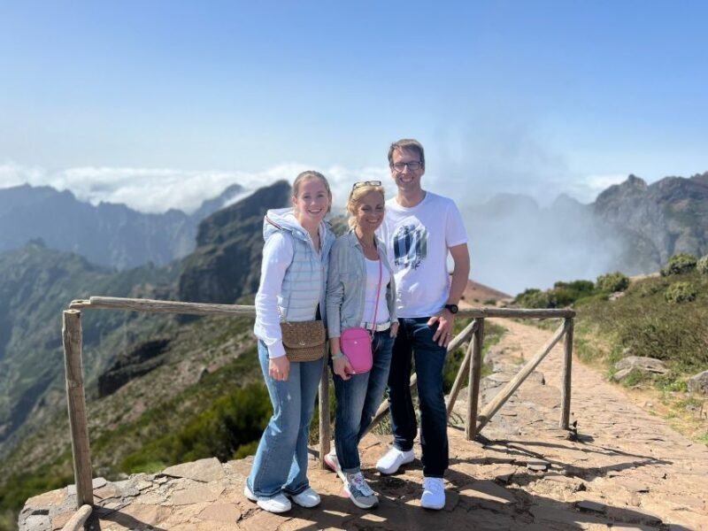 Funchal: Nuns Valley, Safari Tour, & Viewpoints with Sunset - The Guides: Knowledgeable and Engaging