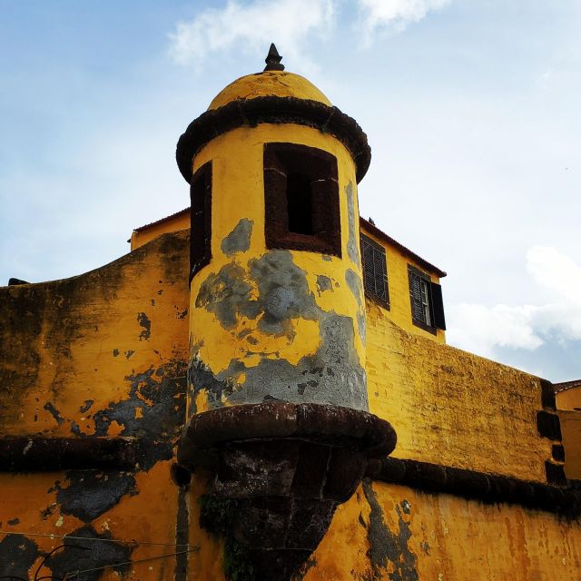 Funchal Old Town 1-Hour Tour by Tuk Tuk - Exploring Funchals Nightlife