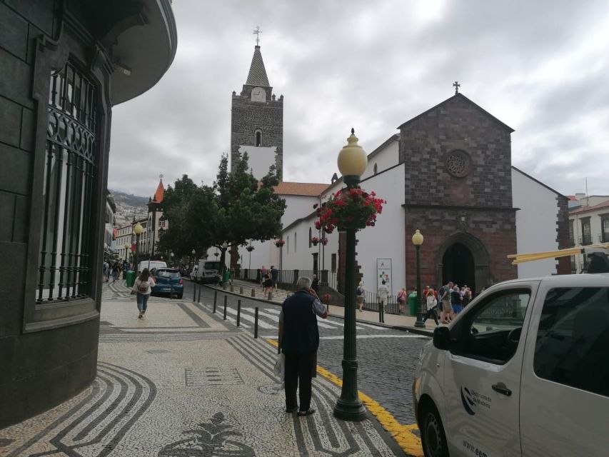 Funchal: Private Guided Tour of Historic Center by Tuk Tuk - Highlights of the Experience